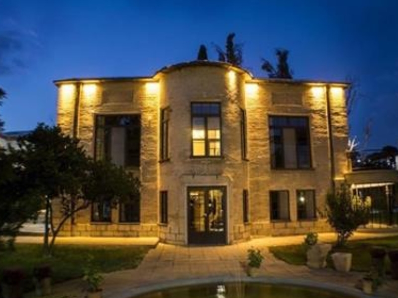 اقامتگاه خانه باغ ایرانی (بوم گردی) شیراز