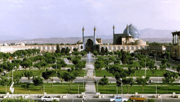 میدان نقش جهان اصفهان | بازارها، مسجد و هرچه باید بدانید