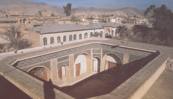 مدرسه منصوریه شیراز | آدرس و اطلاعاتی که قبل از رفتن باید بدانید