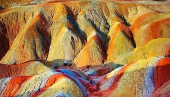 کوه های آلاداغ لار ، رنگی ترین کوه های زنجان