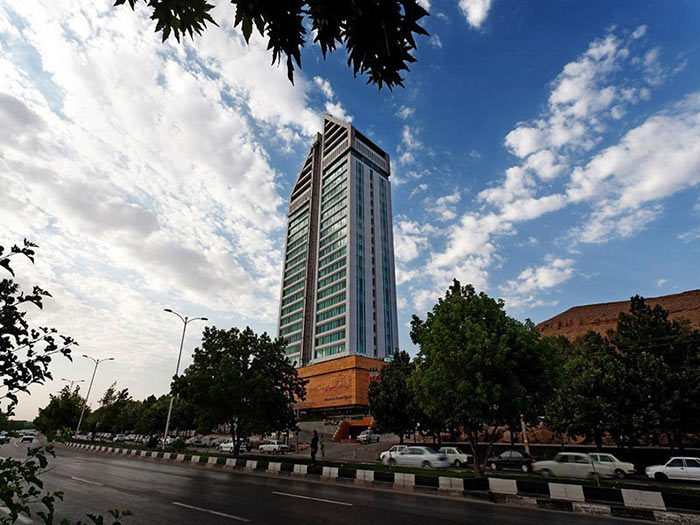 ساختمان هتل چمران شیراز