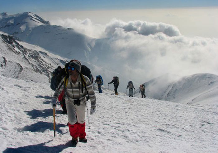 صعود به کوه توچال تهران