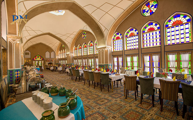 رستوران-تقاشی-مشیرالممالک-یزد