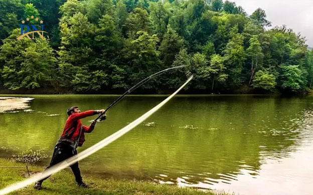 ماهیگیری-دریاچه-چورت