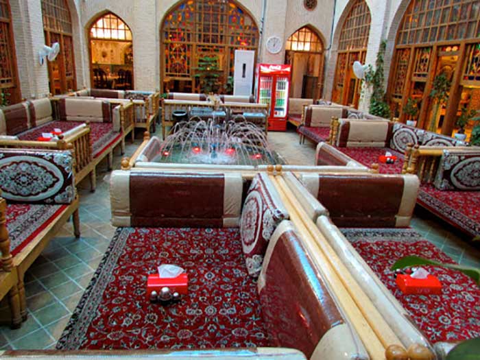رستوران باستانی اصفهان